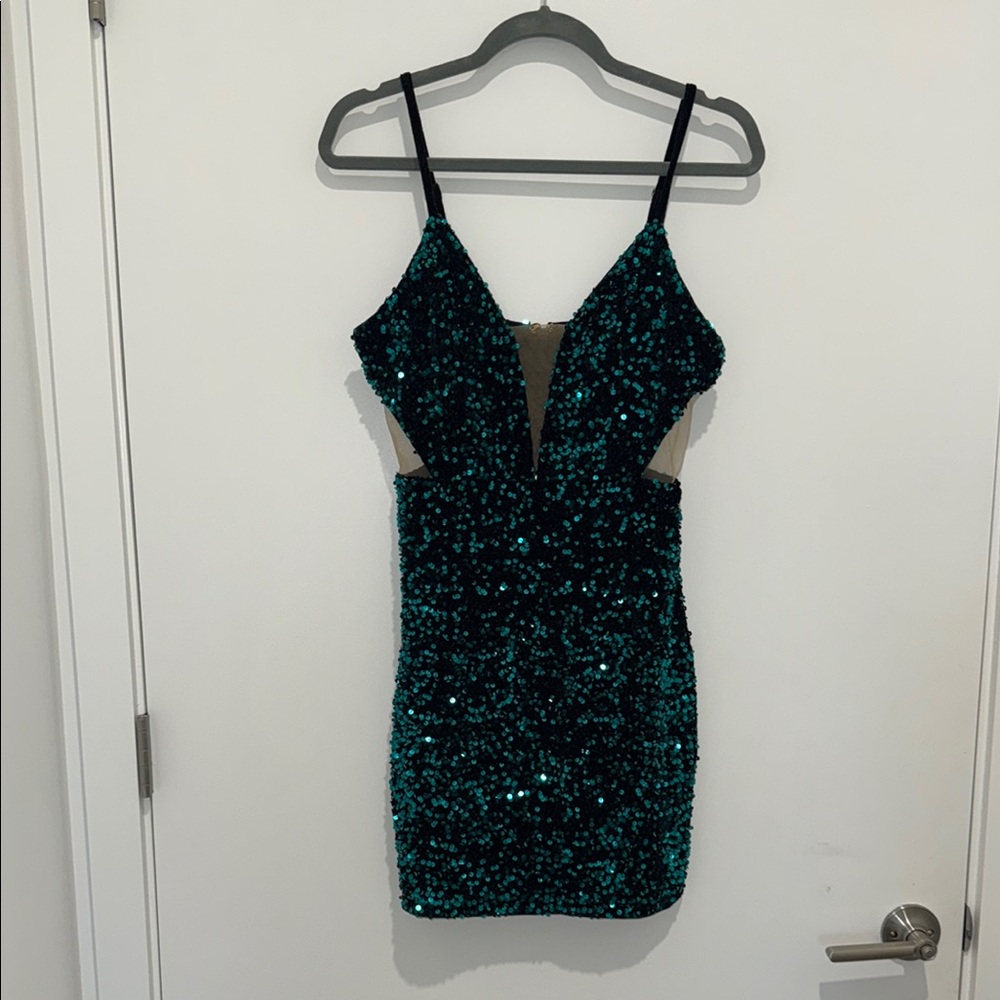 Summerhaus sequin dress medium NWOT